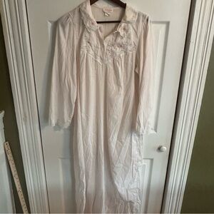 Vintage Barbizon Sheer Embroidered Button Down Lace Nightgown Pajamas Medium